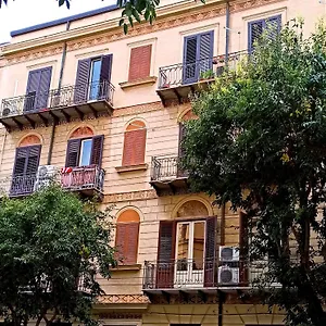 Appartamento Liberty Casa Mazzini 34 Italia